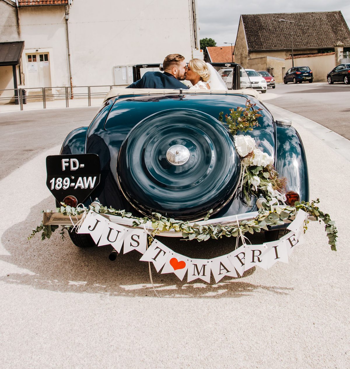 Just Married Vintage Car